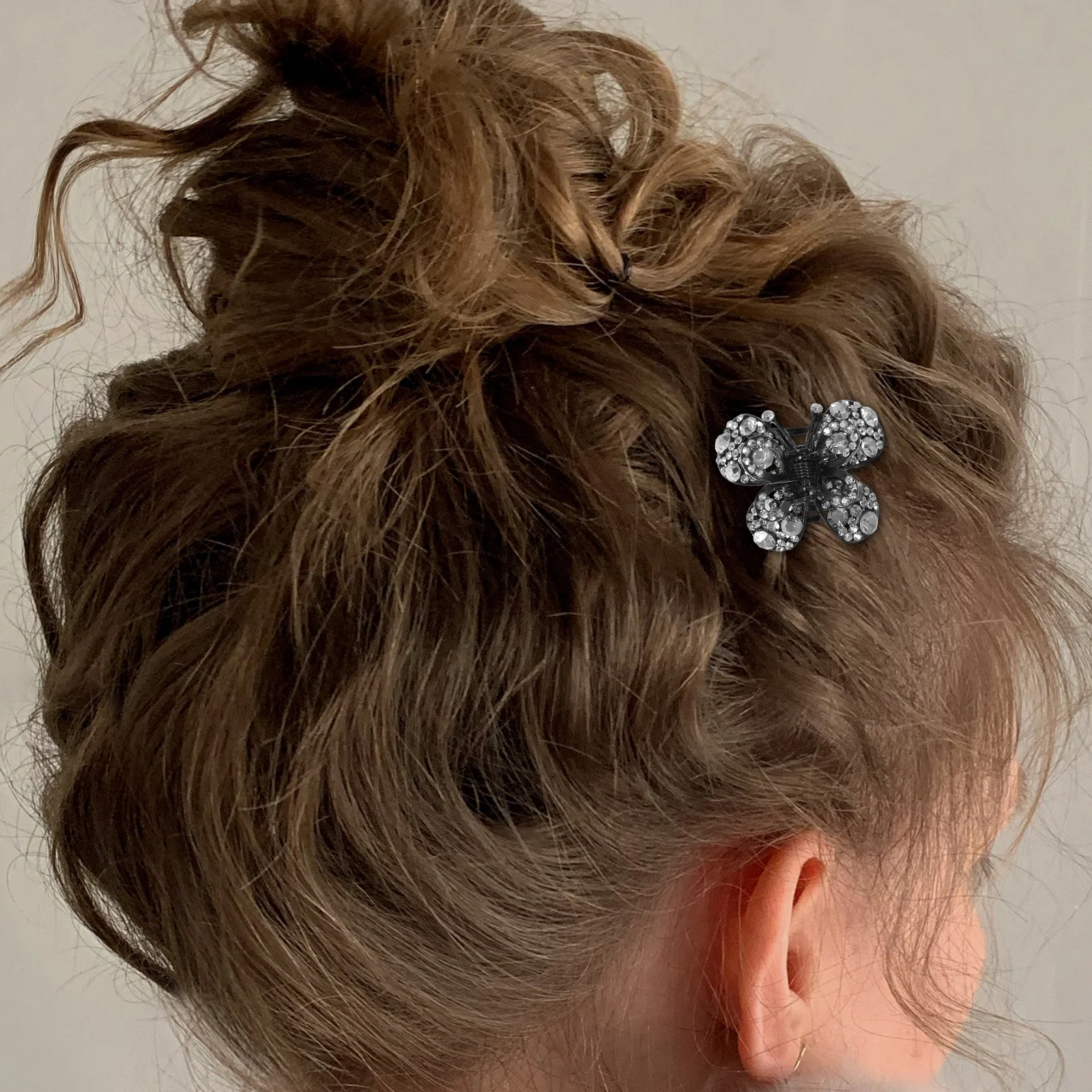 

Vintage Bow Hair Clip Butterfly Claw Clips for Women Elegant Rhinestone Accessories Thick Long Fine Hair Party Wedding Prom Use