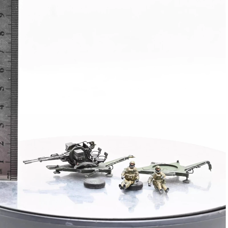 Neues Modell ZU-23-2 im Maßstab 1:72 mit doppeltem Fass, Anti-Flugzeugpistole mit 2 Soldaten, Puppenspielzeug, DIY-Szene, Zubehör-Display