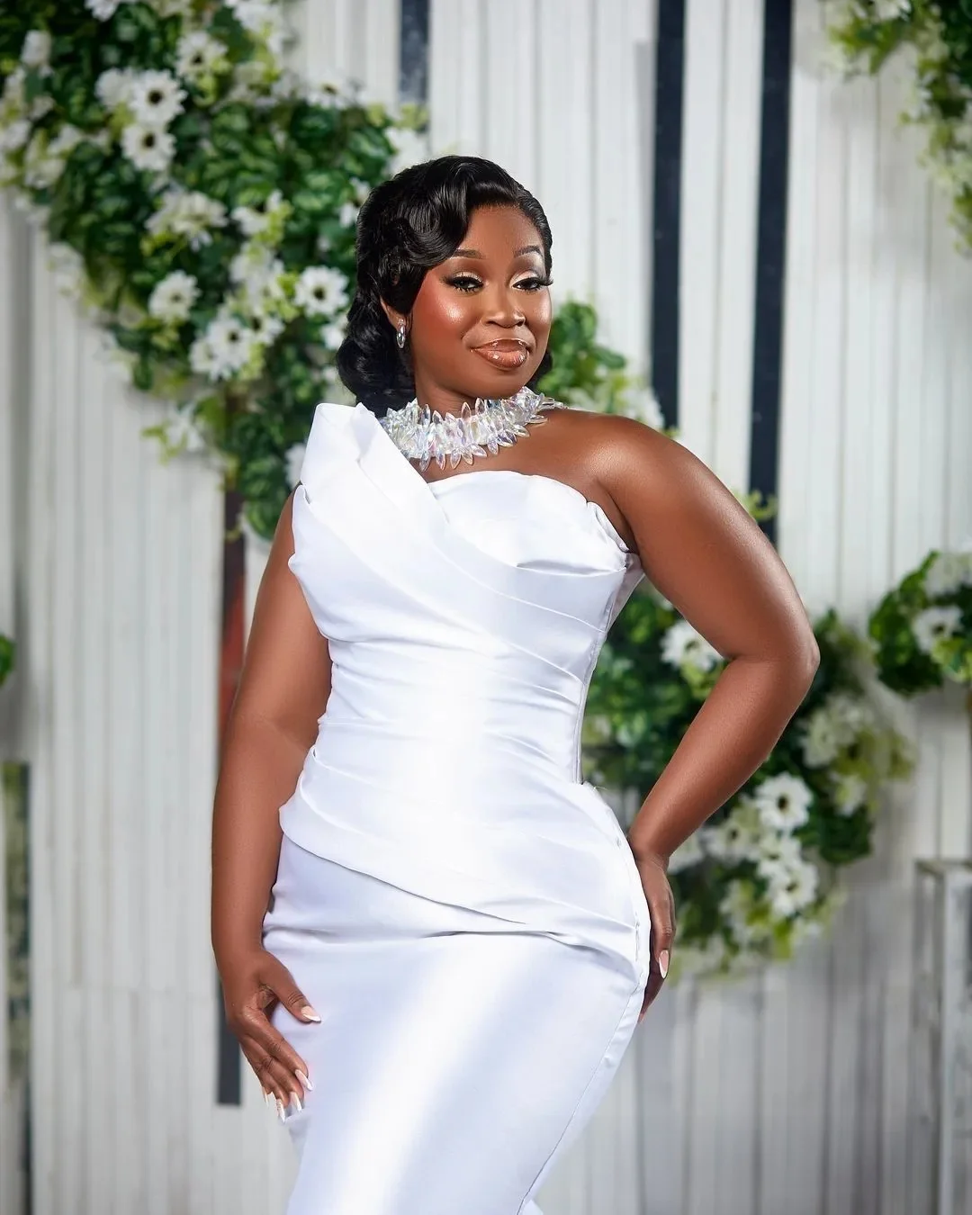 Vestido de casamento africano personalizado, vestidos de noiva plus size, sereia, cristais, pescoço, pérolas, vestidos de renda frisada, nigéria