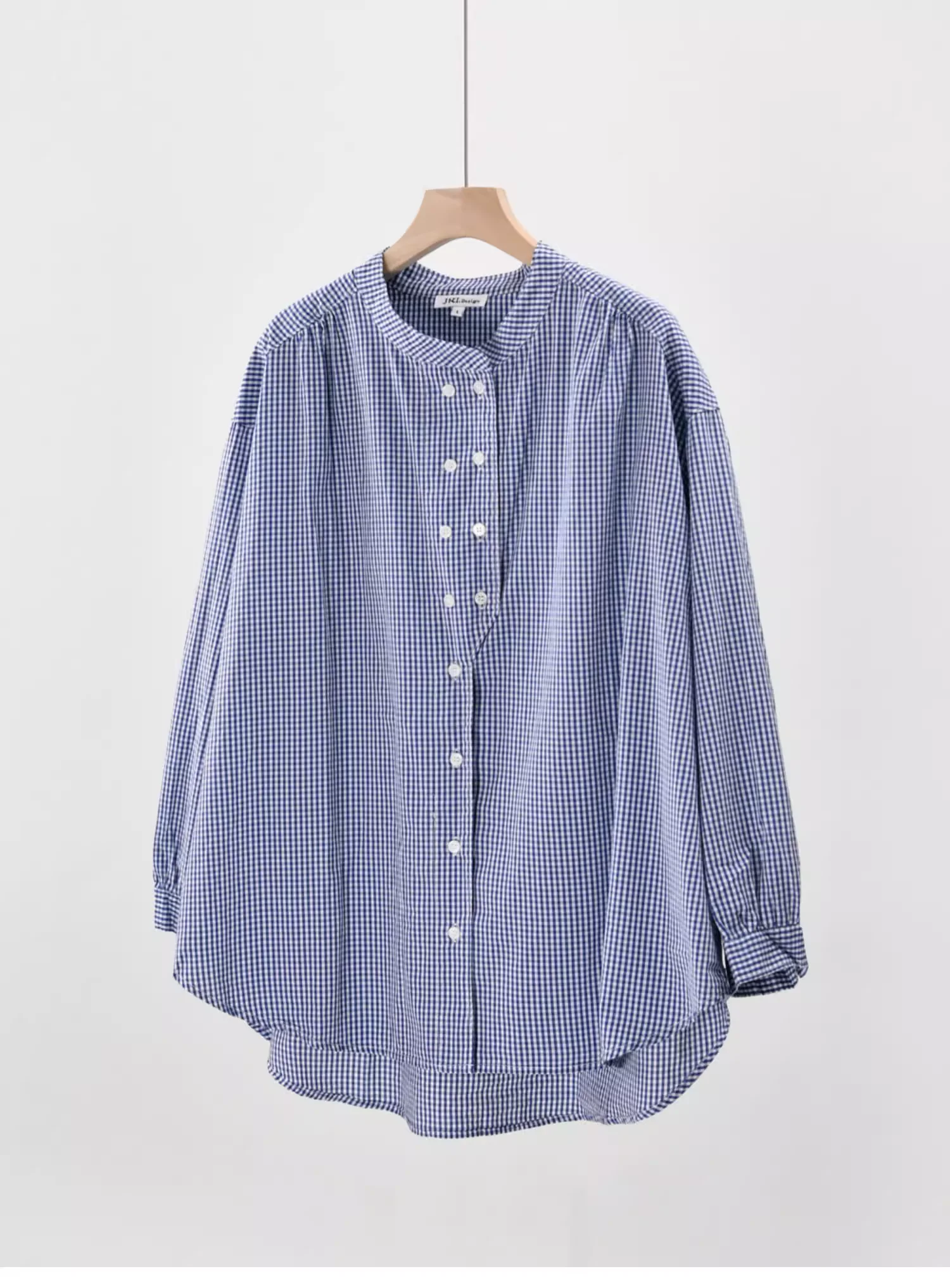

Bust 124cm mori girl style retro asymmetric long sleeve check shirts for women autumn pure cotton white black plaid blouses