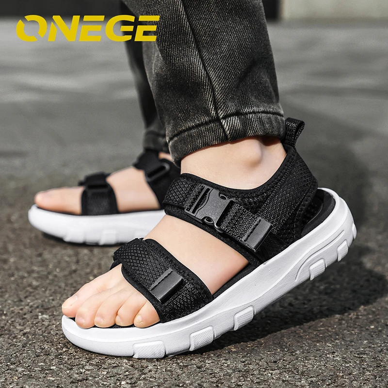 

K2605 a Pair of Children's Summer Breathable Simple Lightweight Sandals for Sports and Outdoor Activities, New Non-Slip Shoes with Soft Soles, Comfortable and Versatile Beach Shoes