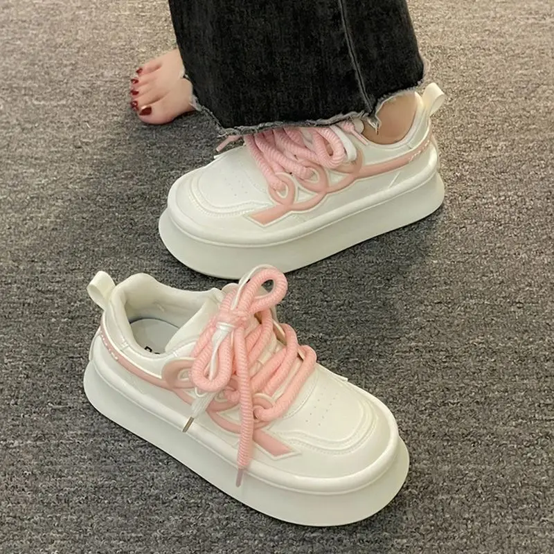 Weiße Turnschuhe Frauen Plattform Schuhe Sport Kawaii Frühling Sommer Casual Tennis weibliche Skateboard Wohnungen koreanische Vulkan isieren