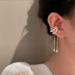 2024 Luxury Elegent Pearl Magnet  Ear Clip Cuff Earrings for Women Linked Metal Magnet Clip Earrings Without Piercing Gifts