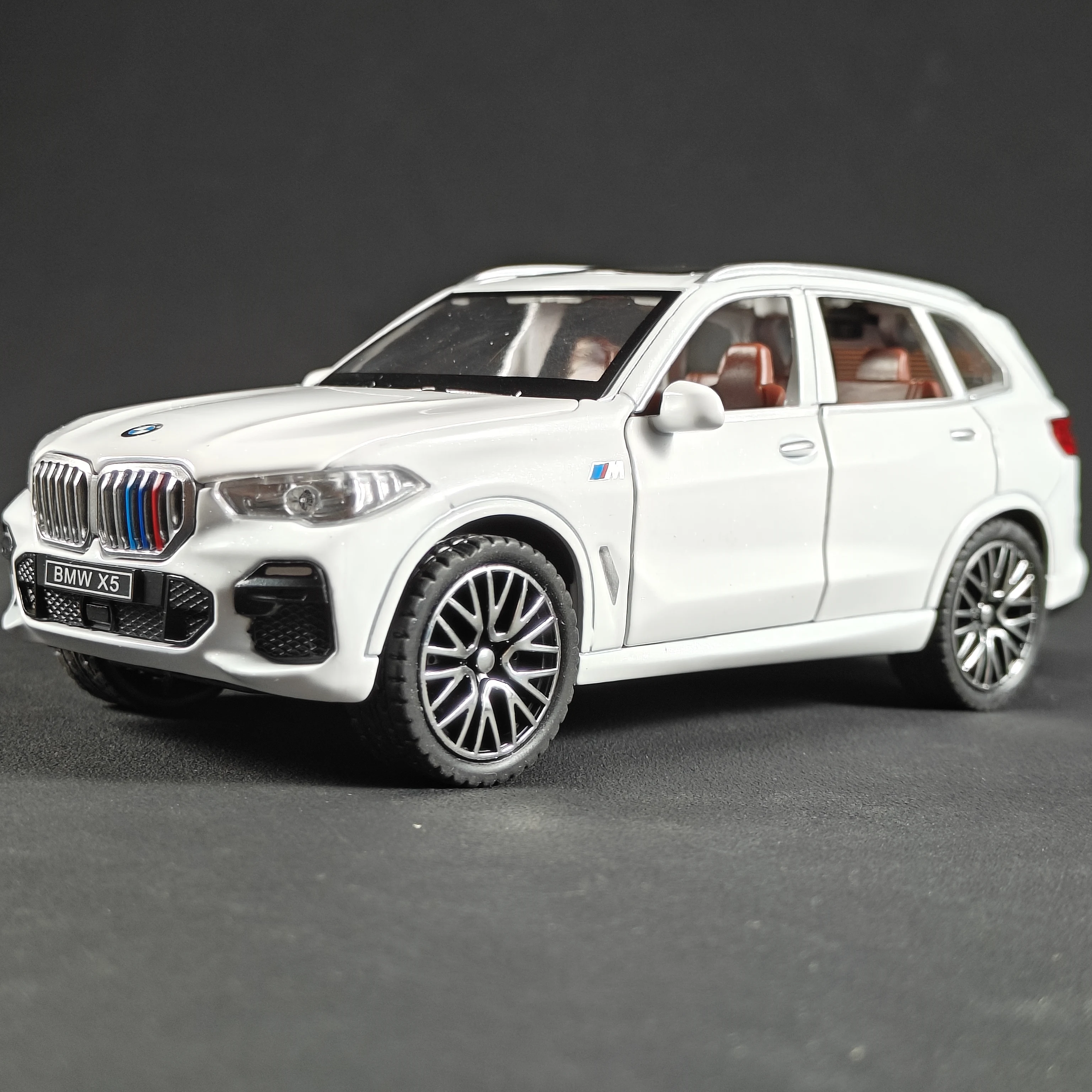 1:32 BMW X5 SUV Alloy Off Road Diecast Model Simulation Sound
