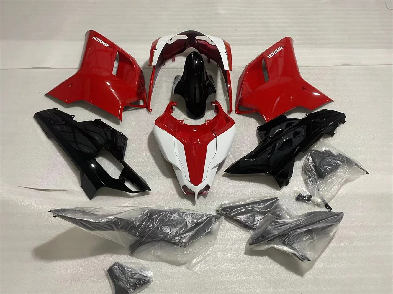 Motorcycle Fairing Suitable for Ducati 848 1098 1198 2007 2008 2009 2010 2011 EV0 07-11 Fairing Black white Red