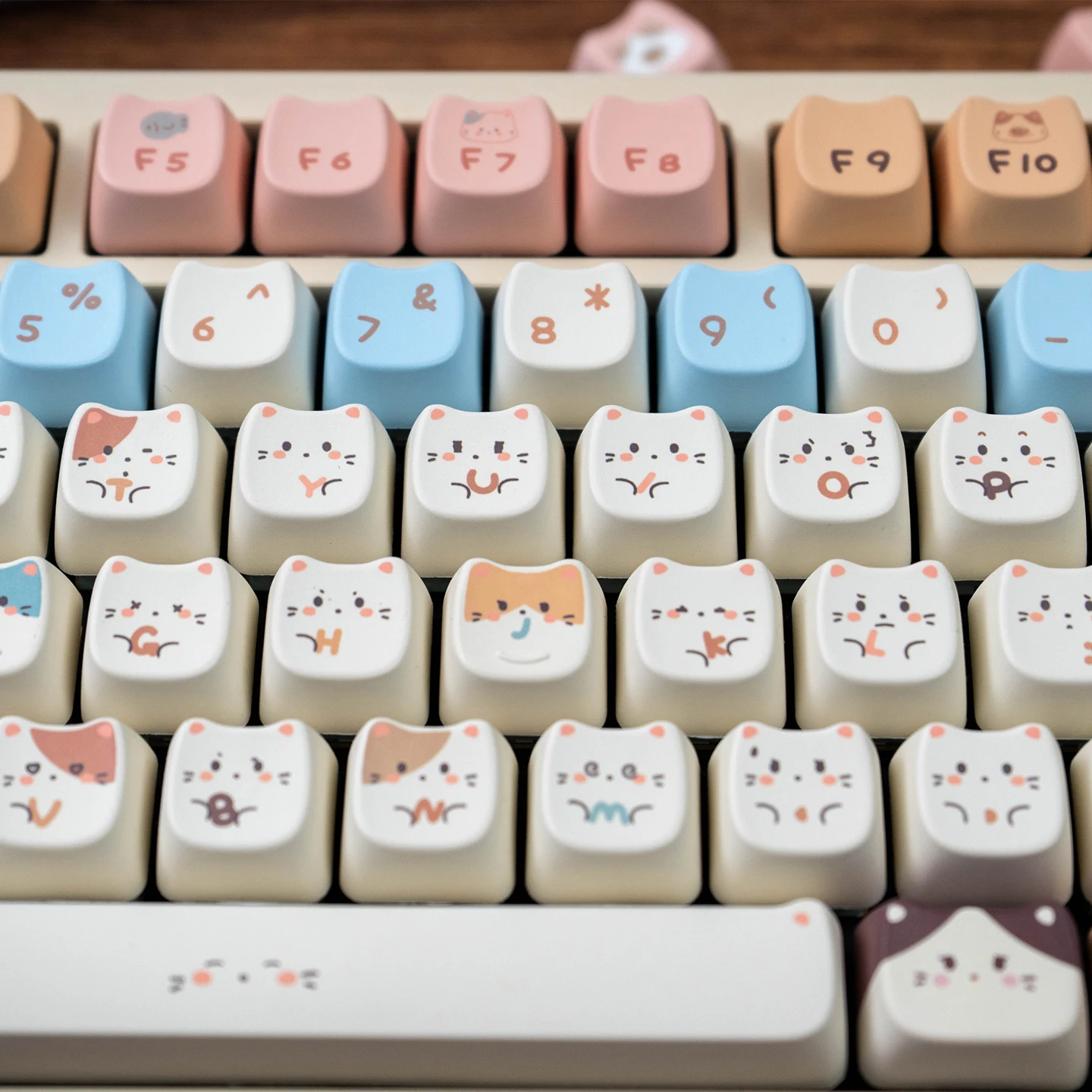 

140 клавиш Sea Salt Kitten Keycaps, PBT-кейкапы в форме кошки с сублимационной печатью, контур MAO, для механических клавиатур MX Switch 61/64/68/87/96/104