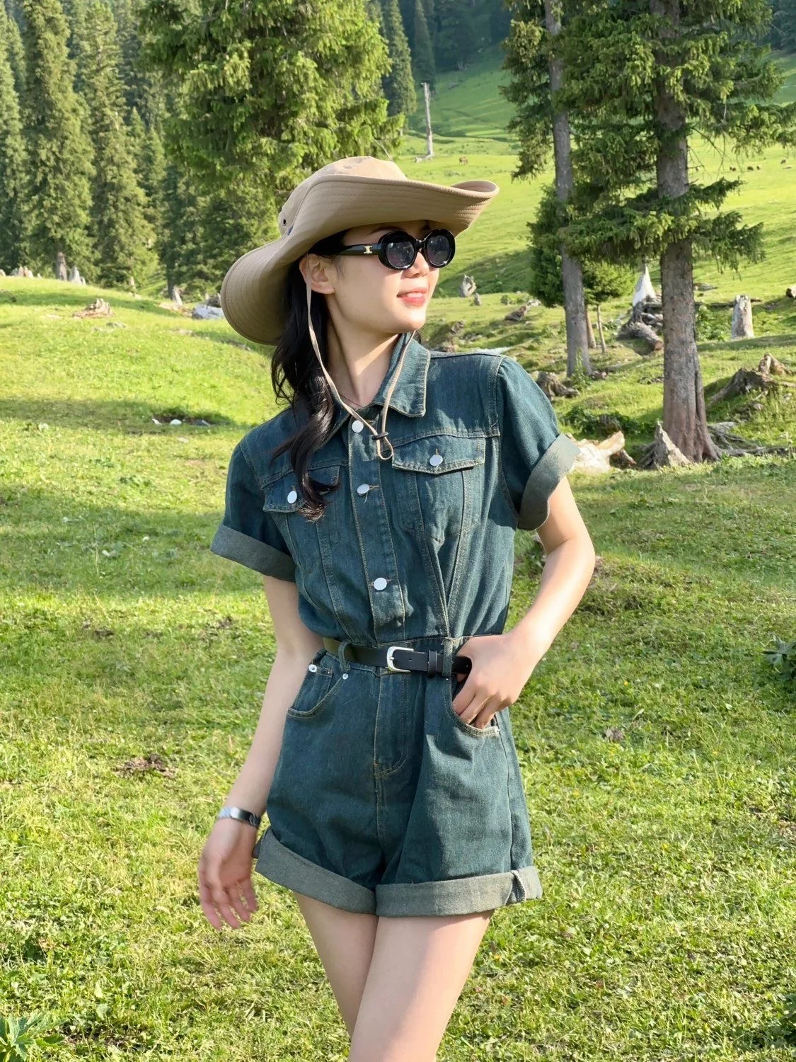 Combinaison courte en Denim pour femmes, décontractée, simple boutonnage, revers Slim, manches courtes, poches, barboteuse, été, 2021, Streetwear, nouveau