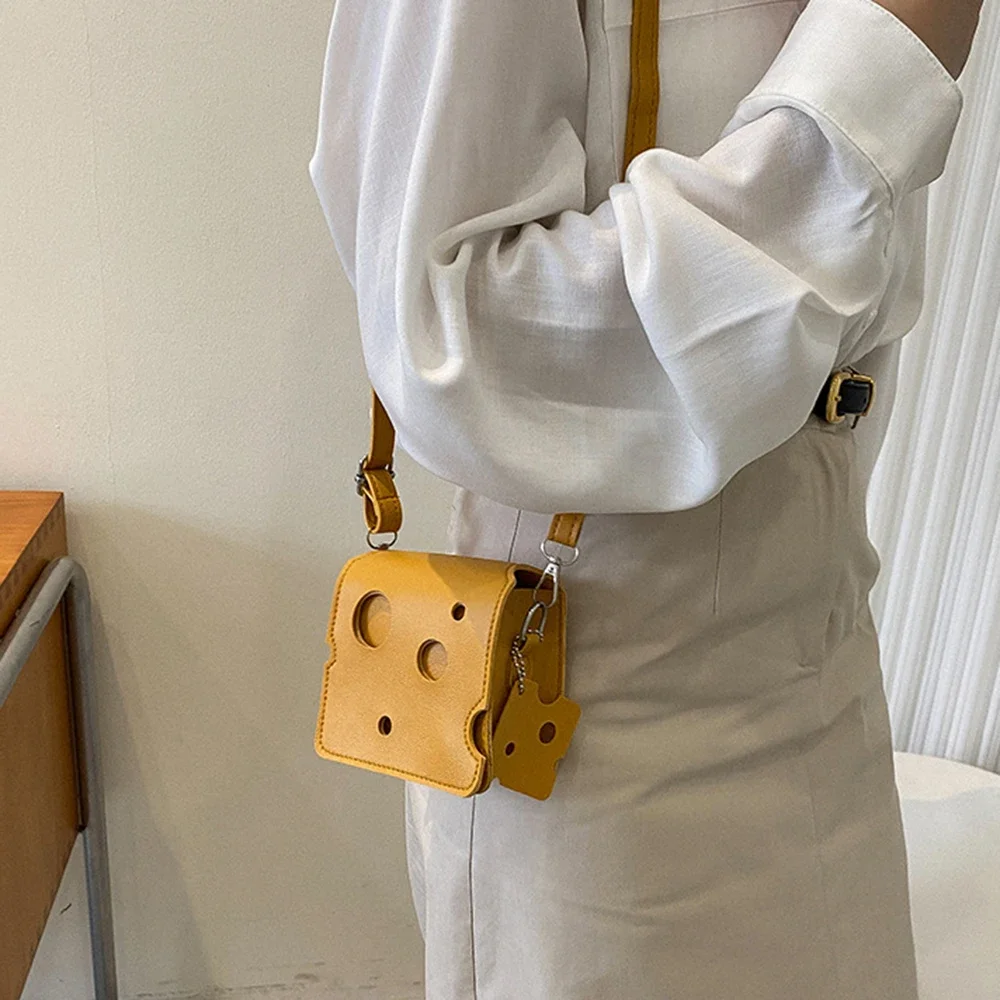 Cheese Shaped Mini Bags For Women 2023 New Cute Earphone Lipstick Purses And Handbags Female Small Crossbody Shoulder Bag