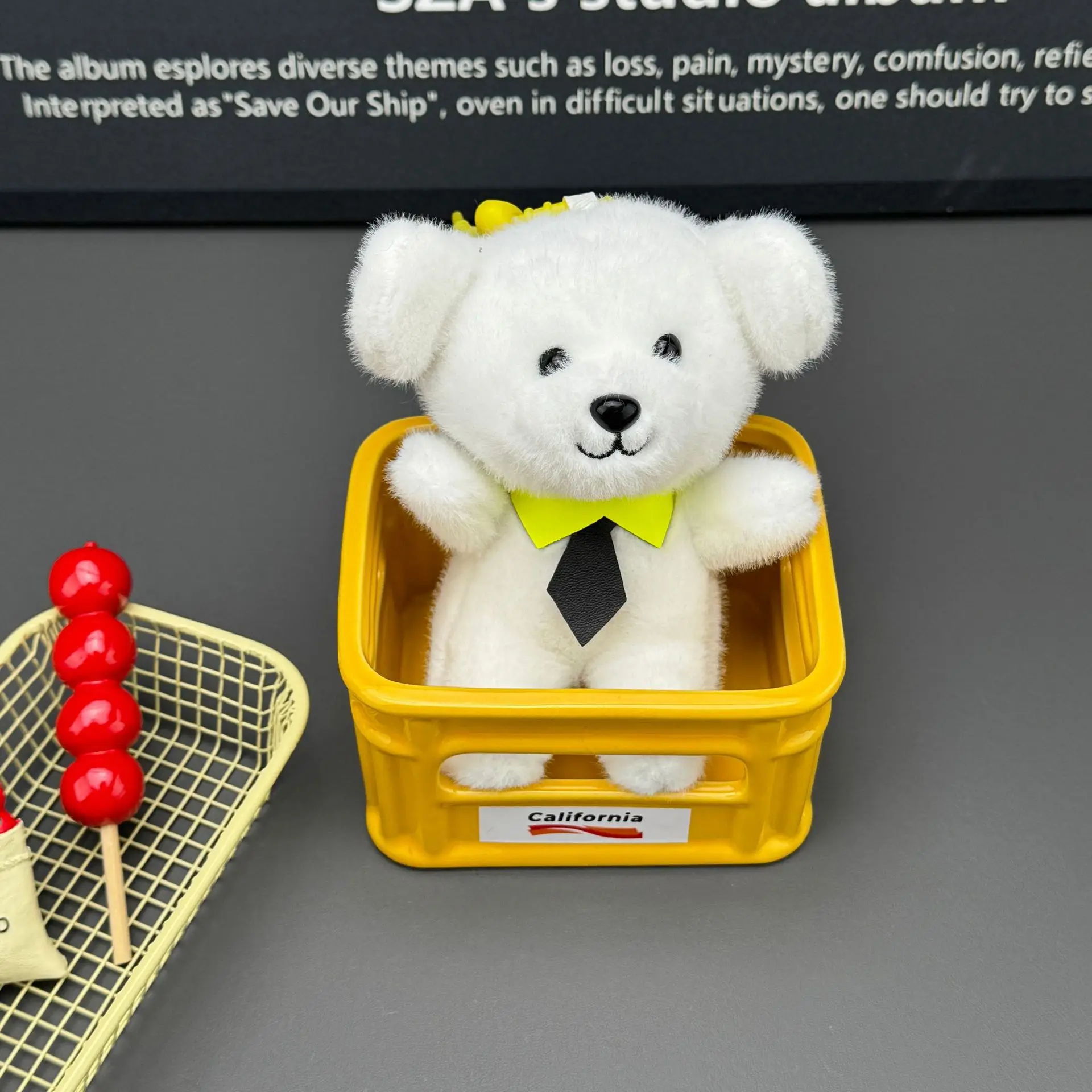 ใหม่คุณภาพสูงตุ๊กตาสุนัขตุ๊กตา Plush จี้น่ารัก Tie ตุ๊กตาสุนัขพวงกุญแจ Charm กระเป๋าคว้าเครื่องตุ๊กตาของเล่นเด็กของขวัญวันเกิด