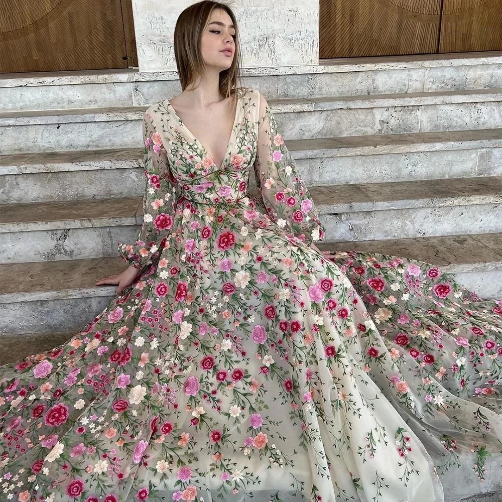 Customized Elegant Floral Tulle Prom Dresses Long Sleeves V-Neck Lace Appliques A-Line Evening Gown Formal Party Dress