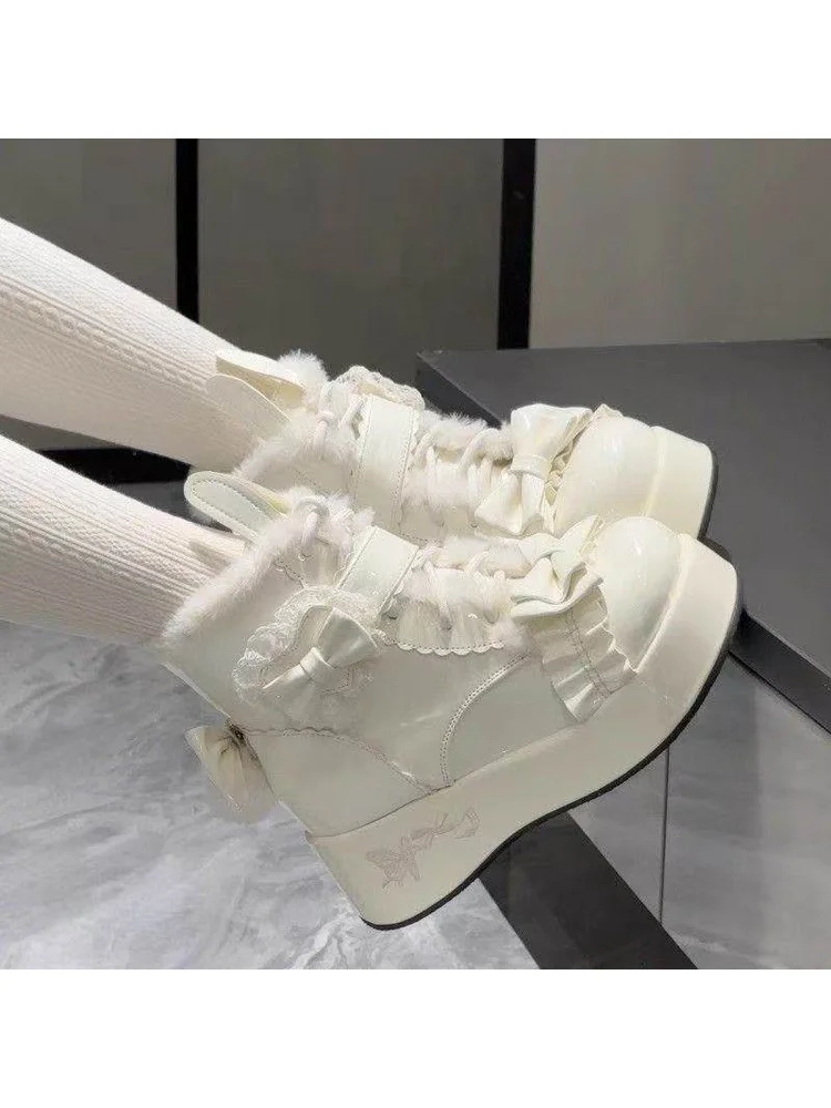 

Белые зимние сапоги, зимние женские хлопковые туфли в стиле Лолиты на толстой подошве, теплые непромокаемые нескользящие ботинки, новинка 2026, милые сапоги с узлом-бабочкой