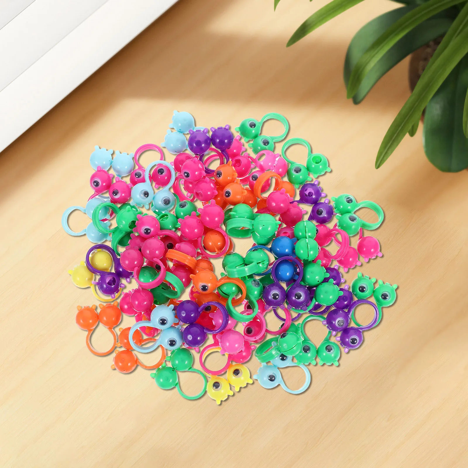 

50Pcs Googly Eyes Rings with Moving Eyeballs for Children Party Bag Fillers Student Rewards Christmas Birthday Surprises