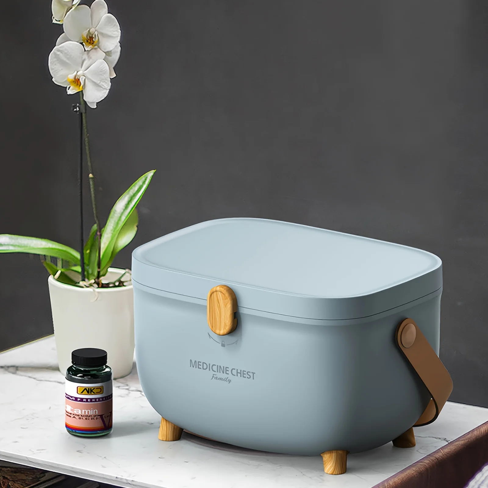 

1 large-capacity, multi-layered medicine storage box, dust-proof, portable, hand-held medicine case