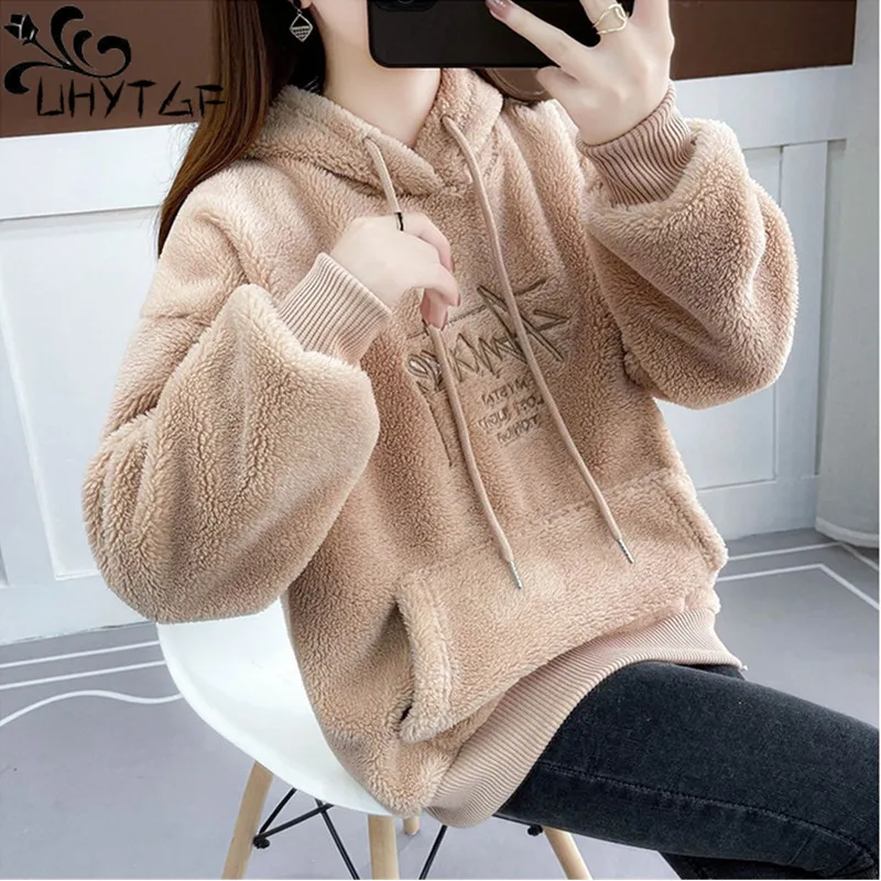 

UHYTGF Lambswool Hoodie Jackets Women Embroider Hooded Pullover Autumn Winter Sweatshirts Coat Female Plush Warm Outerwear 2388