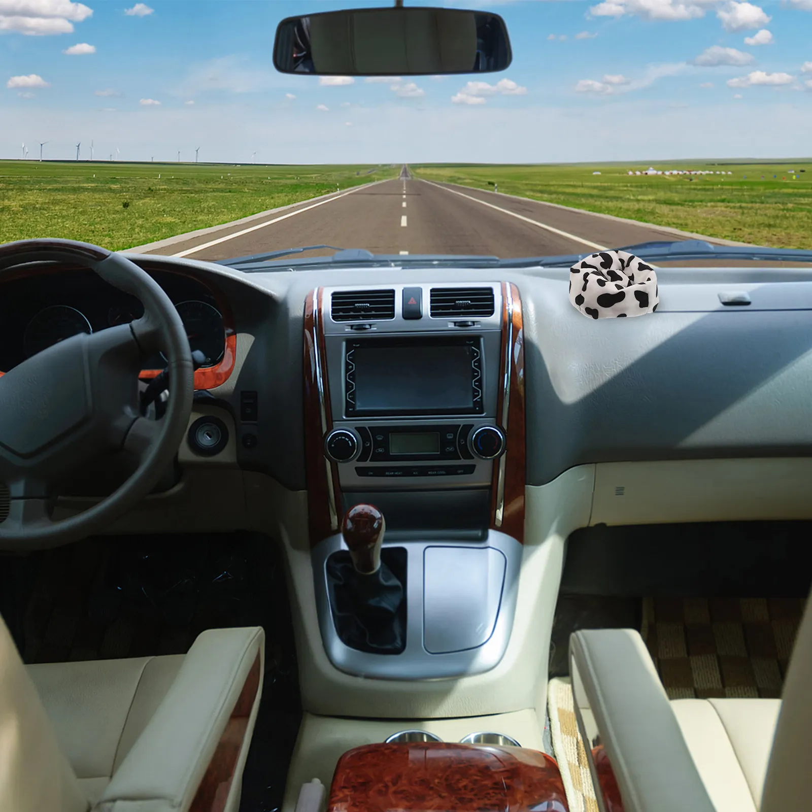 

Car Mascot Seat Cow Design Mini Sofa for Figures Soft Fabric Dashboard Decor Miniature Living Room Furniture Cute Accessory