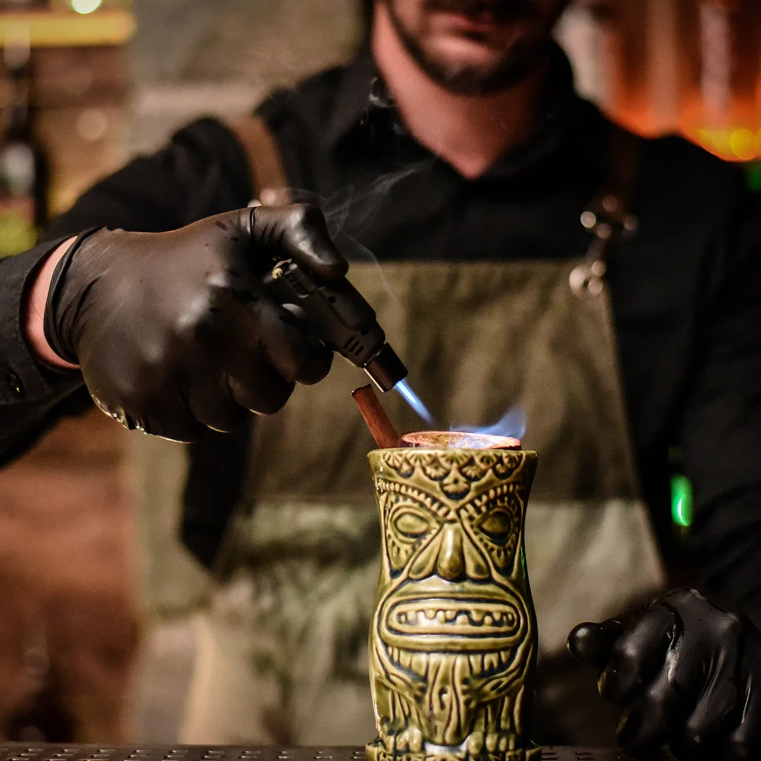 American Hawaiian Cocktail Cup Bar Tiki Cup Creative Mugs Ceramic Smoothie Cups Tiki Zombie Skull Cups Home Bar Decoration Gift