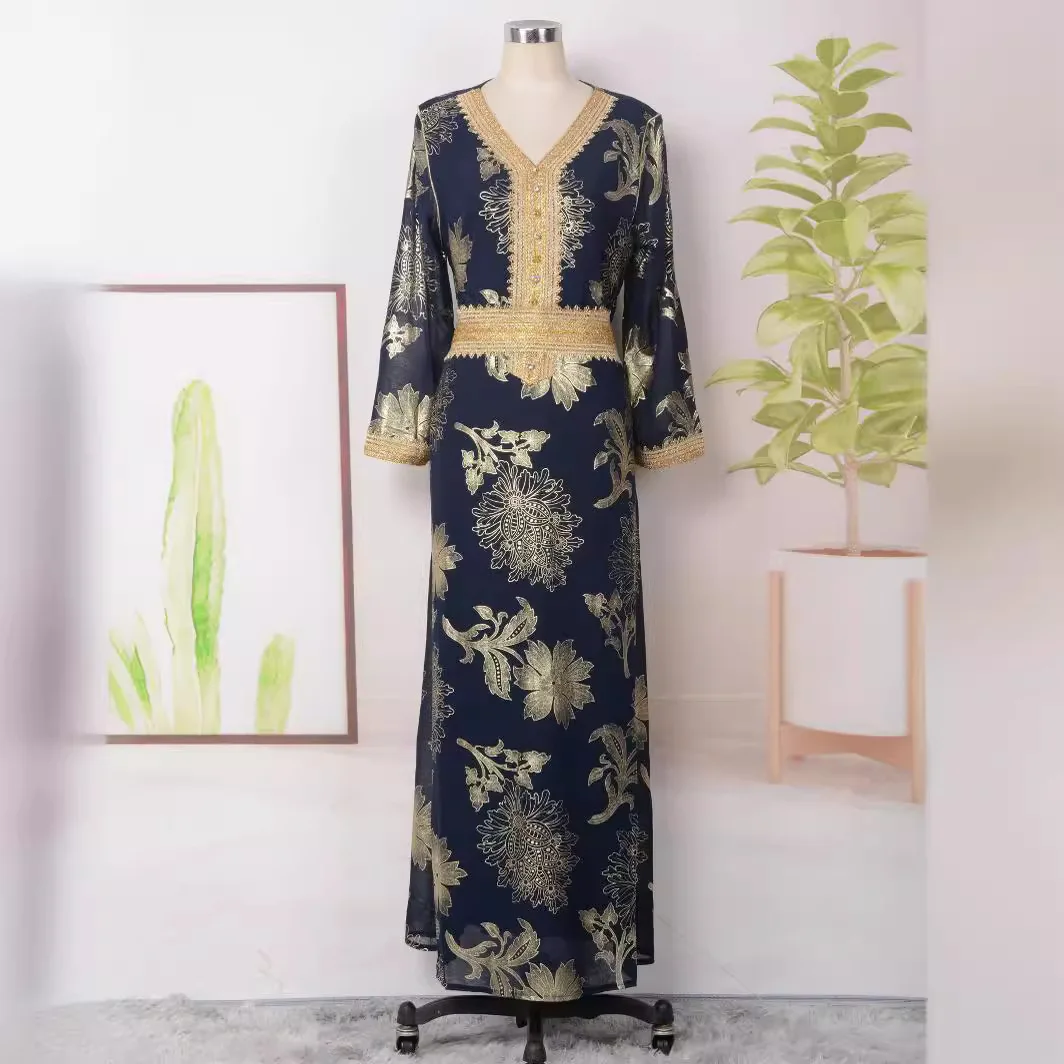 Długa sukienka z dekoltem w serek, brązująca, modna, arabska dubajska szata, nowa kolekcja jesień-zima 2025, odzież damska.