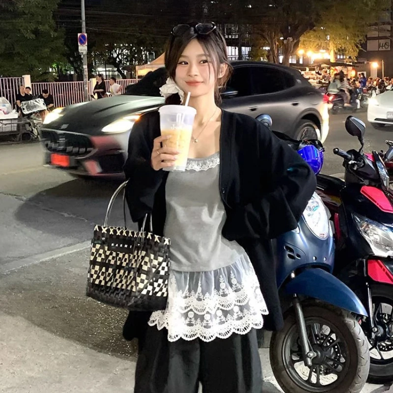 

Korean Lace Suspender Vest Women Wear Lace Bottoming Blouse in Summer