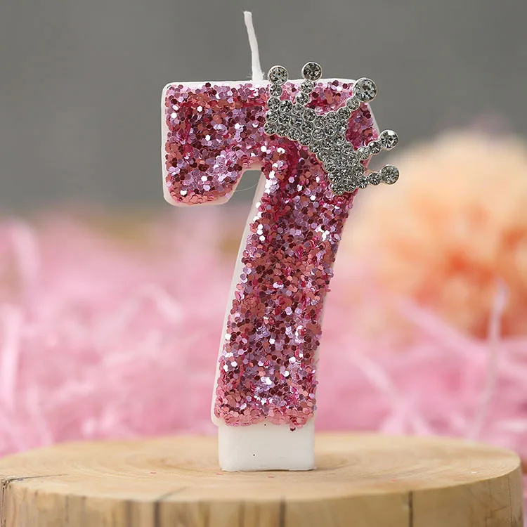 Rosa Krone mit Pailletten-Geburtstagskerzen für Kuchen, Glitzer-Zahlenkerzen 0-9 als Kuchenaufsatz für Frauen-Geburtstagsfeiern. – Detail 9