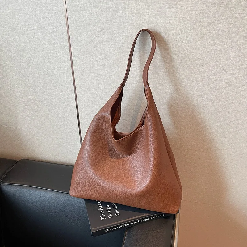 

Retro Large Capacity Commuter Women's Bag Summer New Premium Sense Versatile Casual Single Shoulder Underarm Bag