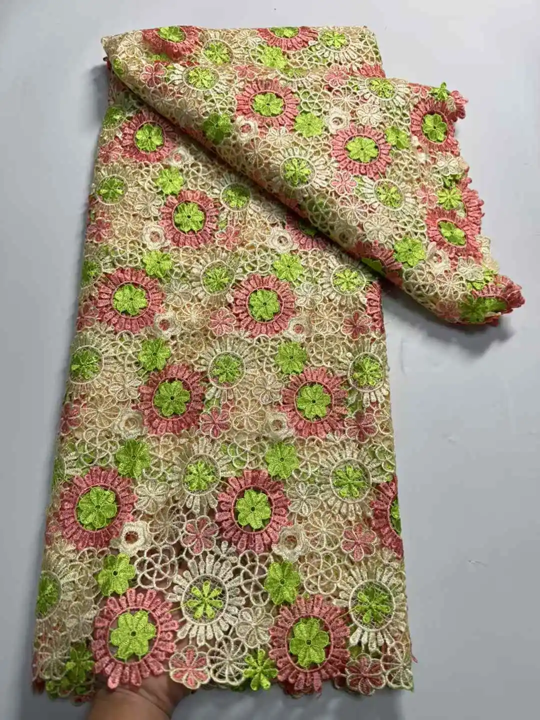 High Quality African Cord Swiss Voile Lace Multicolor Embroidery French Guipure Fabric Water Soluble Lace for Sew Clothes SZ155
