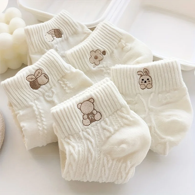 5 Pairs Mixed Packaging Women Cute Breathable Ankle Socks  Machine Washable Short Socks For Uniform Suit Casual Daily Wear