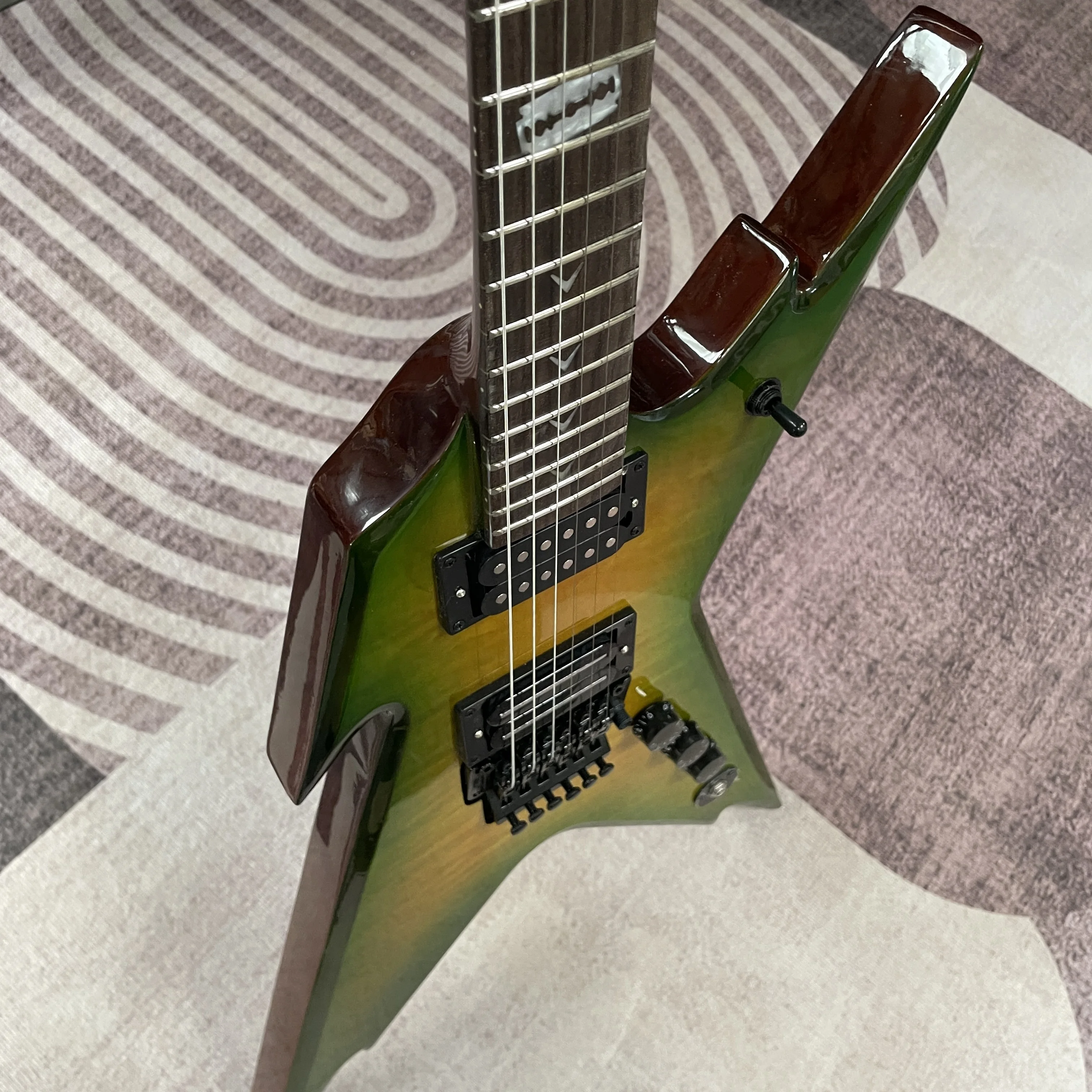 Electric Guitar with Yellow and Green Gradient Color at the Corners, 22-Fret Rosewood Fingerboard Guitars, Electric Guitarra Wit view 5