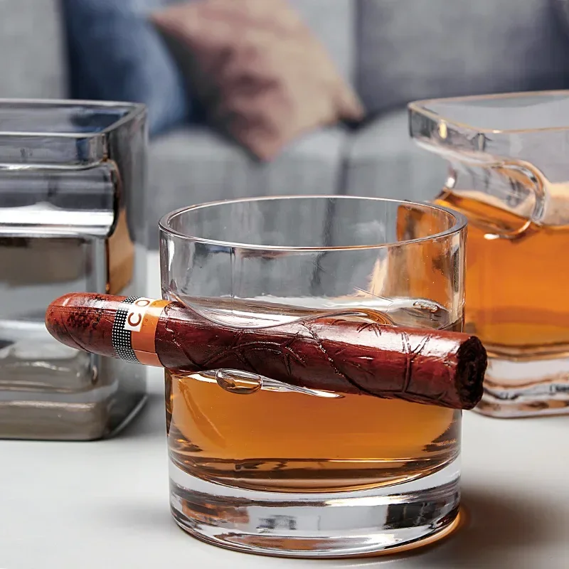 1 Pcs creative luxury home Whiskey Glass - Old Fashioned Whiskey Glass With Indented Cigar Rest 12.85 oz