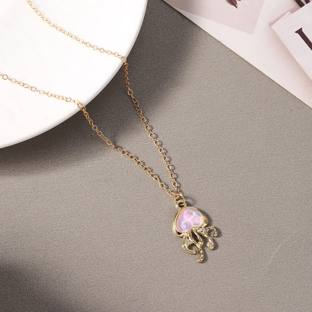 Aihua Modische goldfarbene Quallen-Halskette für Frauen und Mädchen, Sommer, Strand, elegante Quallen-Anhänger-Halskette, Schmuck, Geschenke – Detail 5