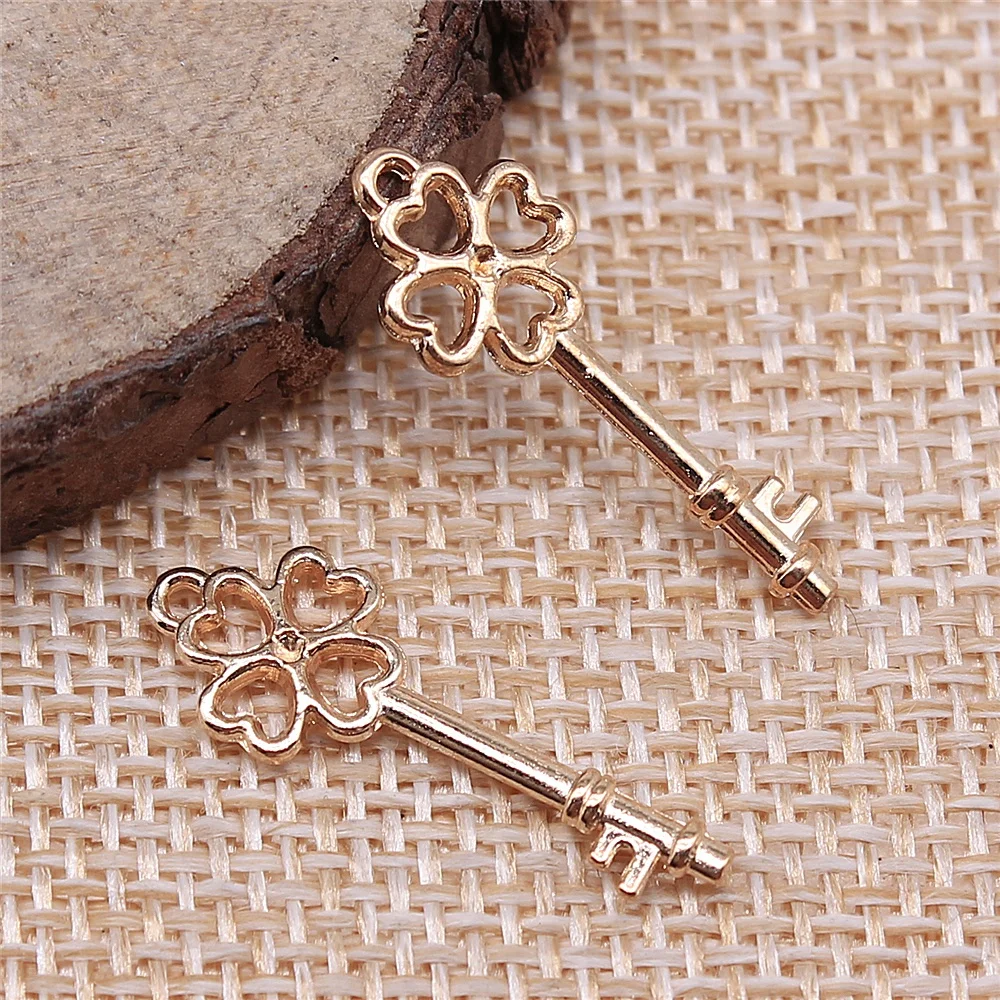 WYSIWYG 20pcs 25x9mm 3 Colors Small Lucky Clover Key Charms Findings DIY Accessories For Jewelry Making