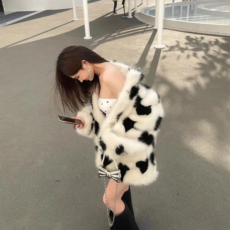 Black and White Love Imitation Fur Coat Korean Fashion Streetwear Eco-friendly Fur Coat Women Winter New Loose Coat Jacket Women