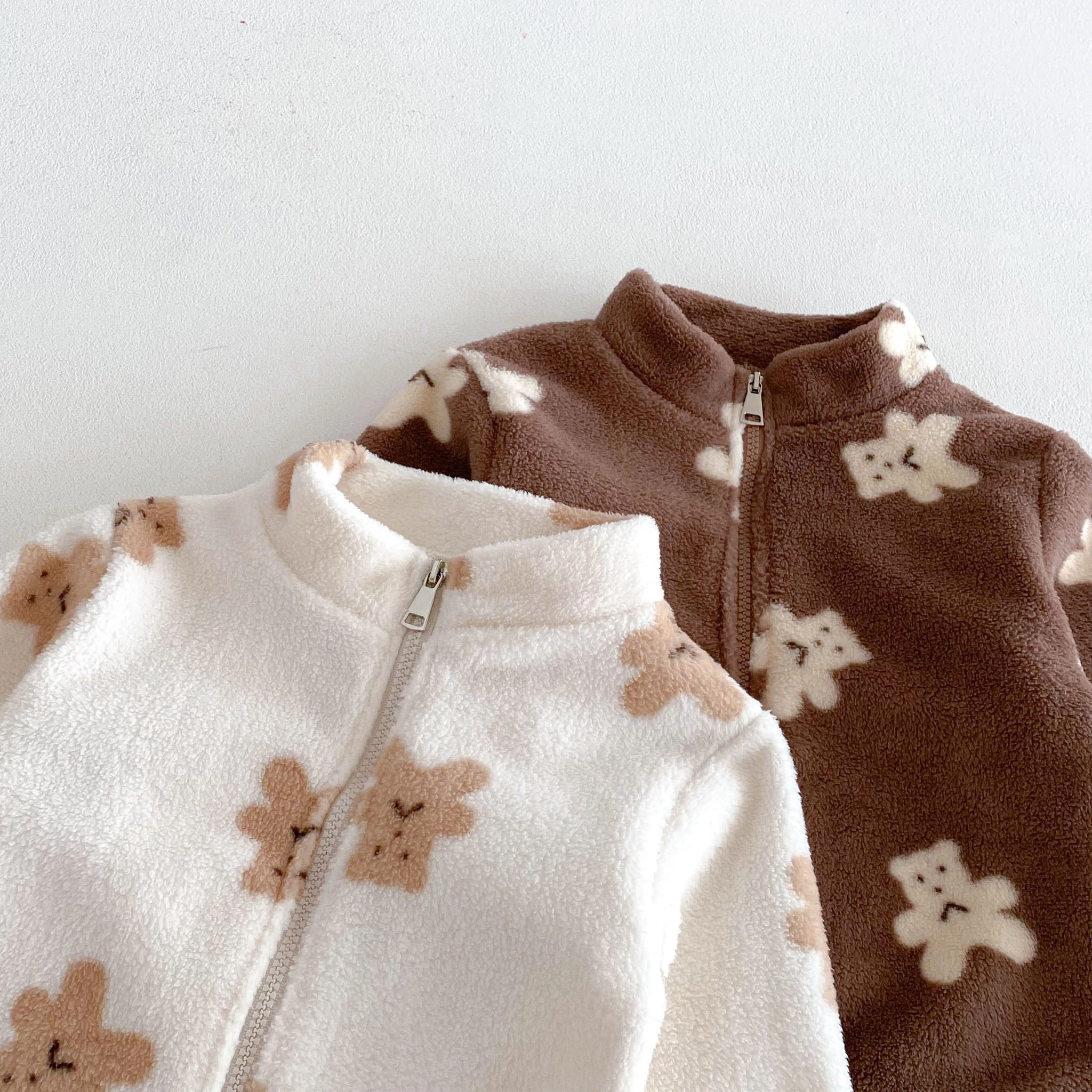 Niedliche Cartoon-Jacke für Herbst und Winter, Neuer Stil, Kinder-Oberbekleidung, Plüsch, Warm, Modisch, Einfach, Lässiger Mantel für Kinder, Baby-Mädchen-Jungen-Jacke, Oberteil – Detail 1