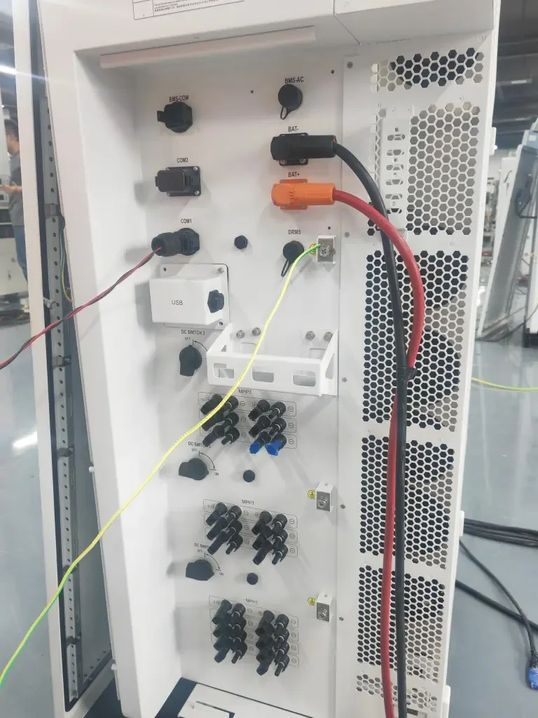 Growatt ثلاث مراحل Wit 50-100k-h/hu 50kw 63kw 75kw 100kw عاكس للطاقة الشمسية الهجين مع بطارية Lifepo4 للاستخدام التجاري
