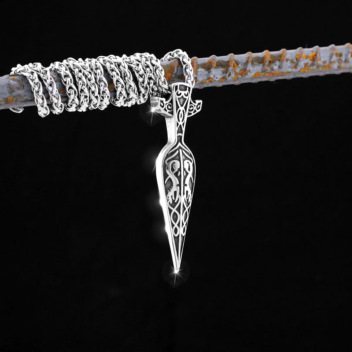 

Viking Sword Spear Stainless Steel Pendant Necklace Men's Scandinavian Pirate Amulet Necklace Fashion Jewelry Gift Wholesale