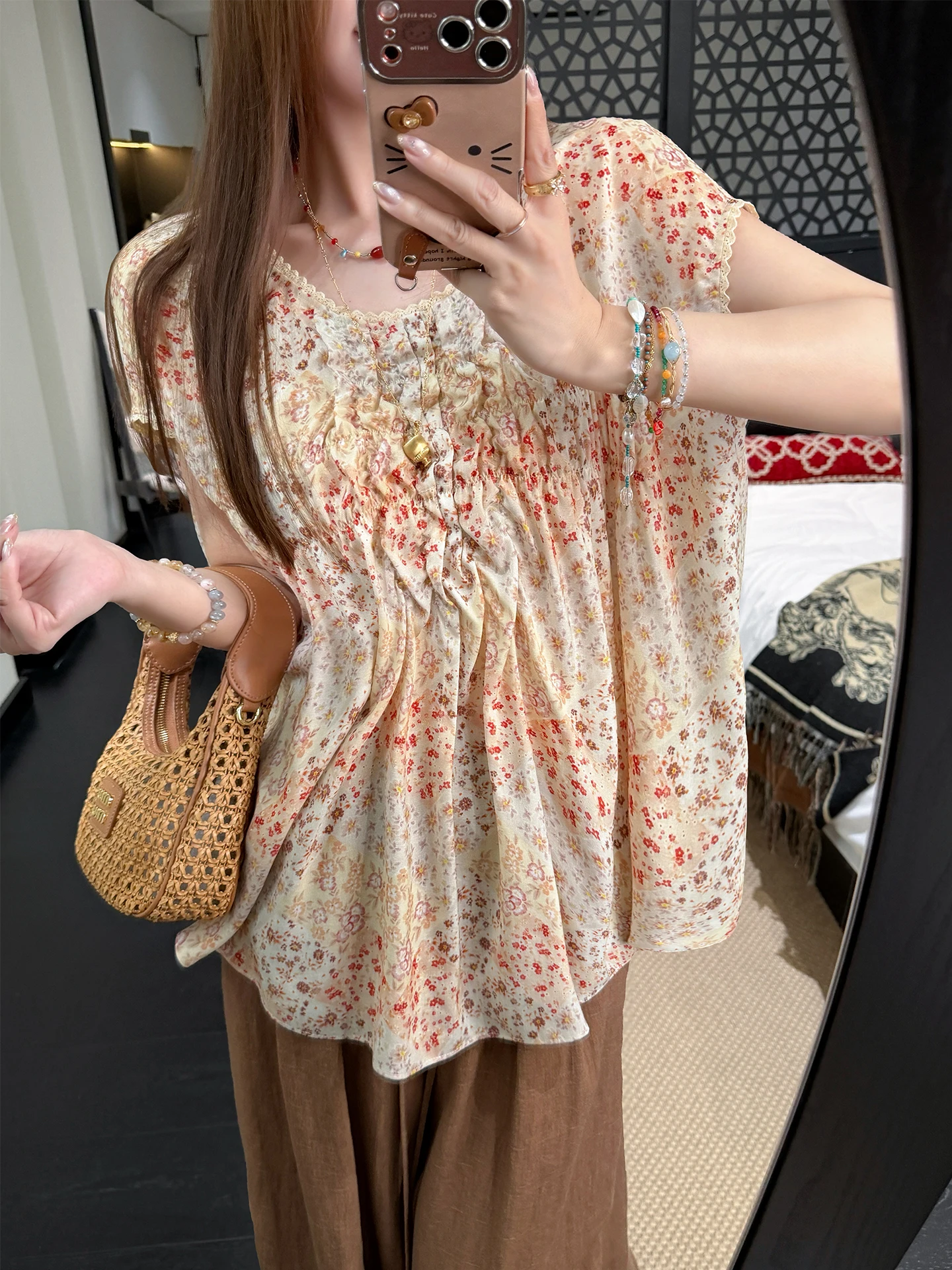 

New Color Red Romantic Floral Lace Top by Zhang Sheshi Straight Cut Batwing Sleeve round Neck Short Sleeve Silk Chiffon