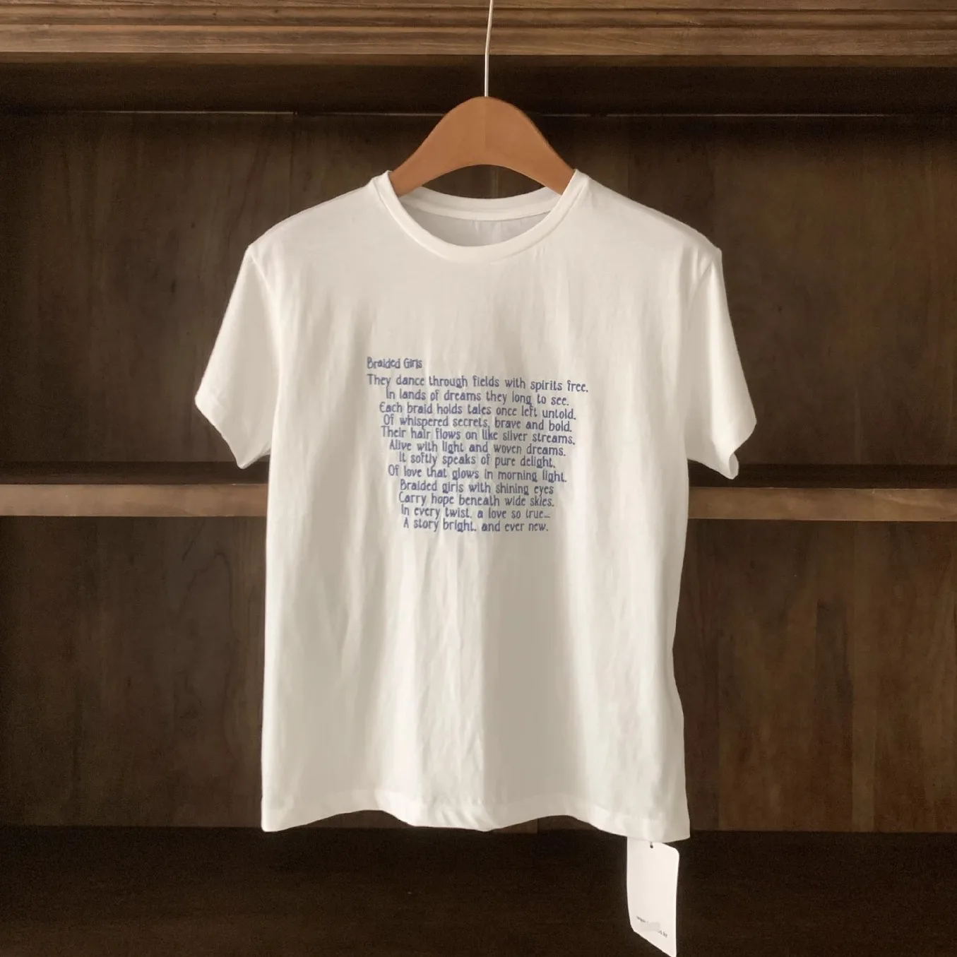 2025年夏 フレッタマット ルーズスリム ラウンドネック レター オルト スヴェ ティート レディース 通勤 スタイリッシュ スタンドフィット コットン トップス