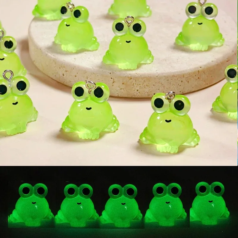 10Pcs Luminous Frog Charms Glow in The Dark 3D Mini Resin Frog Pendants for DIY Jewelry Making Earrings Keychain Accessories