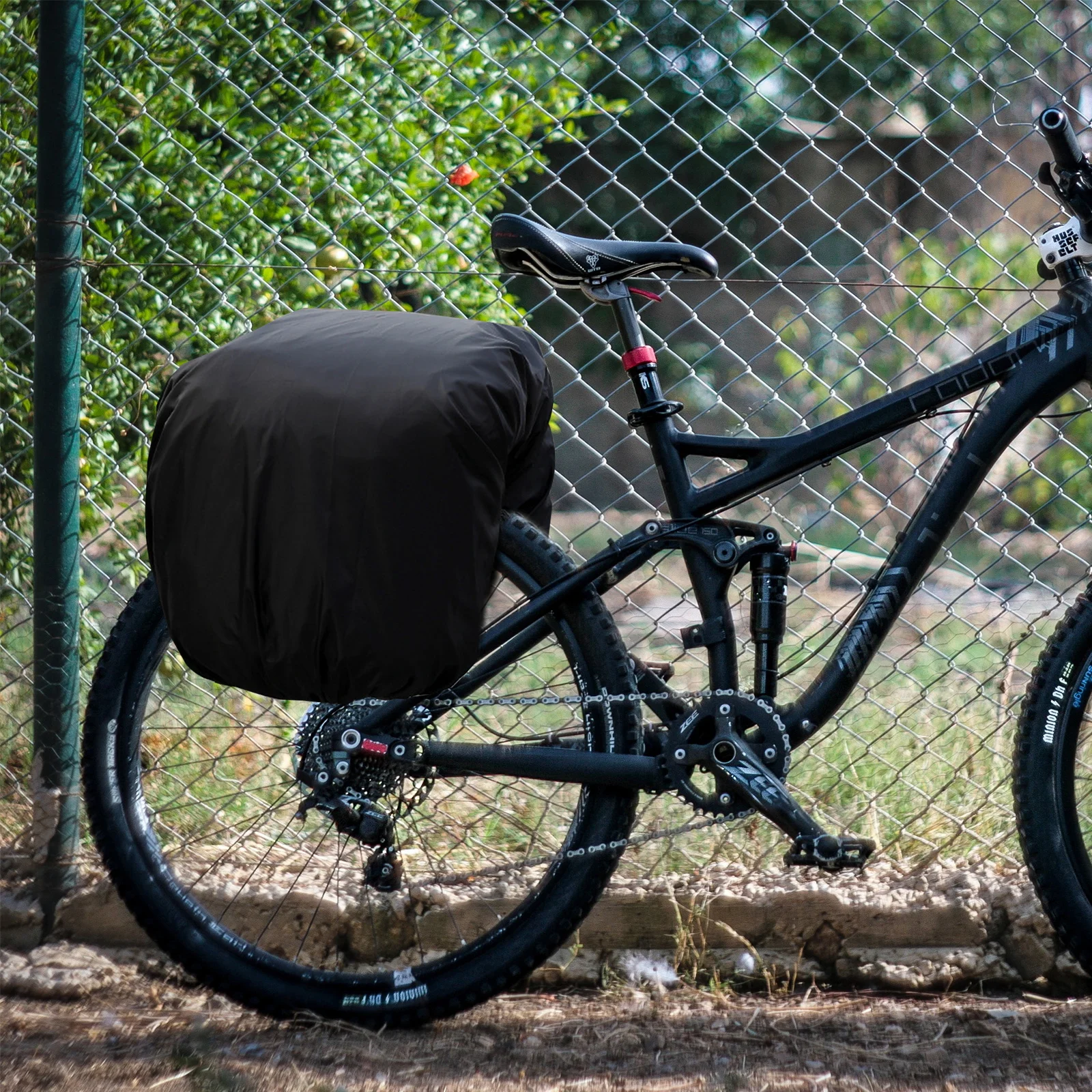 

Waterproof Tail Bag 190T Polyester Lightweight Durable Rain Cover for Cycling Trunk Bags Silver Coating Bike Protector Trunk
