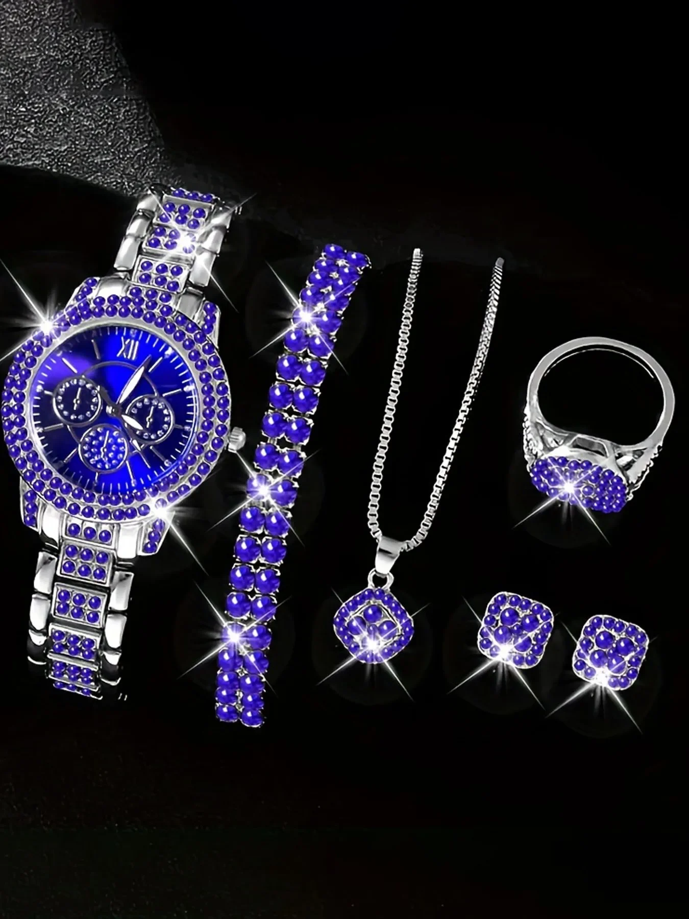 

6pcs Luxurious diamond-studded bracelet watch set for women, featuring a quartz wristwatch with five exquisite pieces.