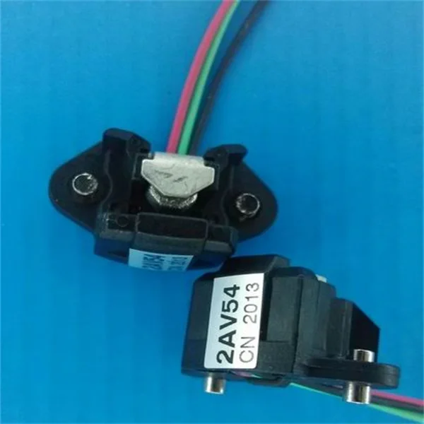 2AV54 DIP3 Hall Effect Blade Sensor for Motor 100% NEW Original