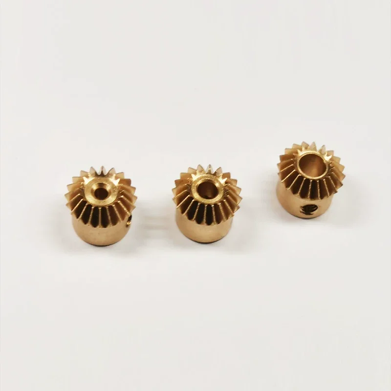 0.5 Module 20 Teeth Bevel Gear Bore 2/3/4mm Optional Brass Metal 90 Degree 1:1 Transmission for DIY Mechanical Parts