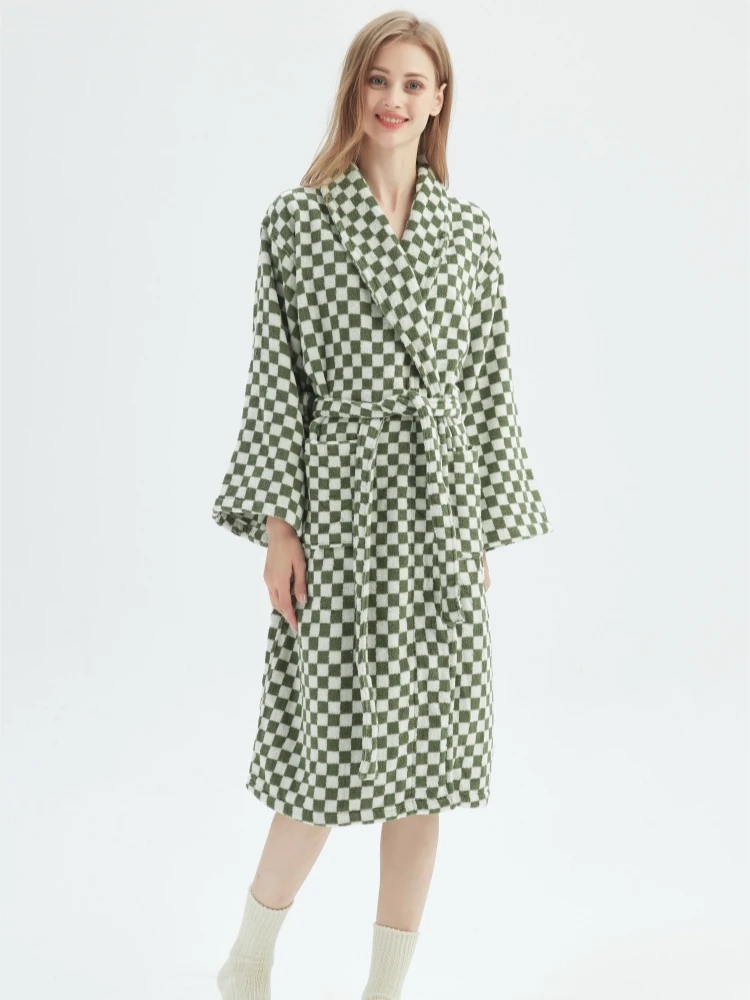 

Retro Plaid Cotton Bathrobe Super Soft Hooded Loose bath Robe Coat Towel V Neck warm Sleepwear Robes Women Homewear