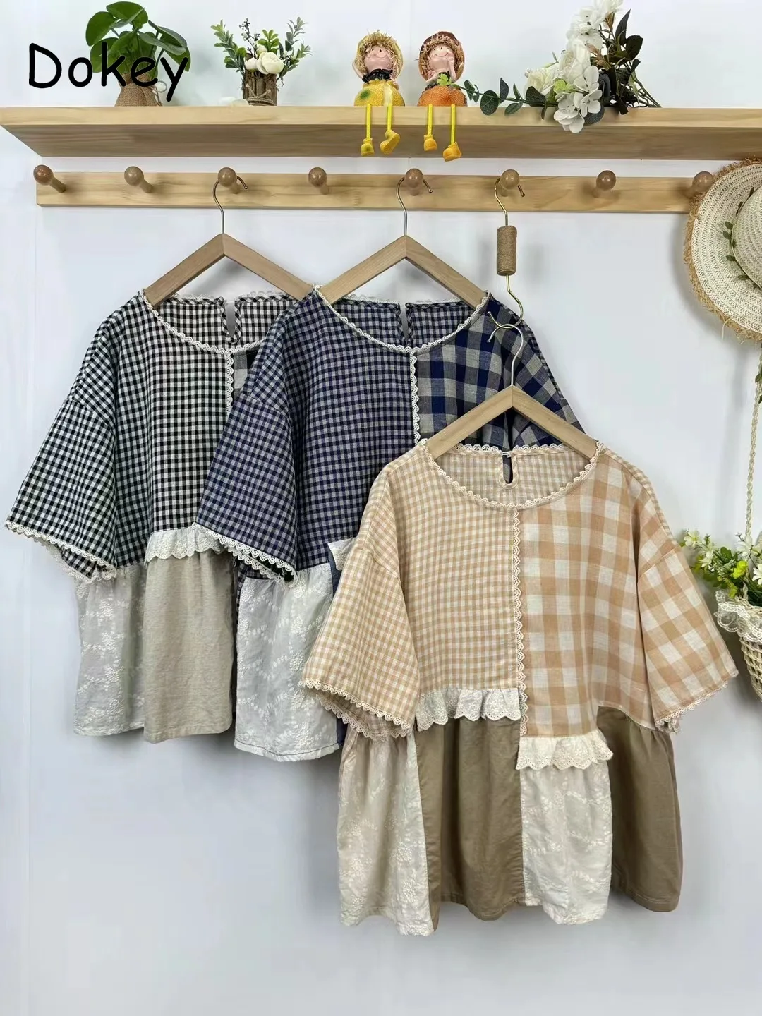 Vintage Lace Patchwork Plaid Shirt Women New Japanese Kawaii Short Sleeve Loose Cotton Linen Blouse Female Mori Girl Lolita Tops