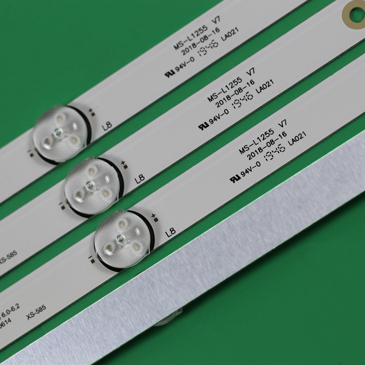 

LED Backlight strip 9 lamp for RTV-5019USM 50LEX-1056/FT2C LE-5019NUDSA22 STM50P28USA22 CX50D09-ZC22AG-03 HF49D10L-ZC22AG-02
