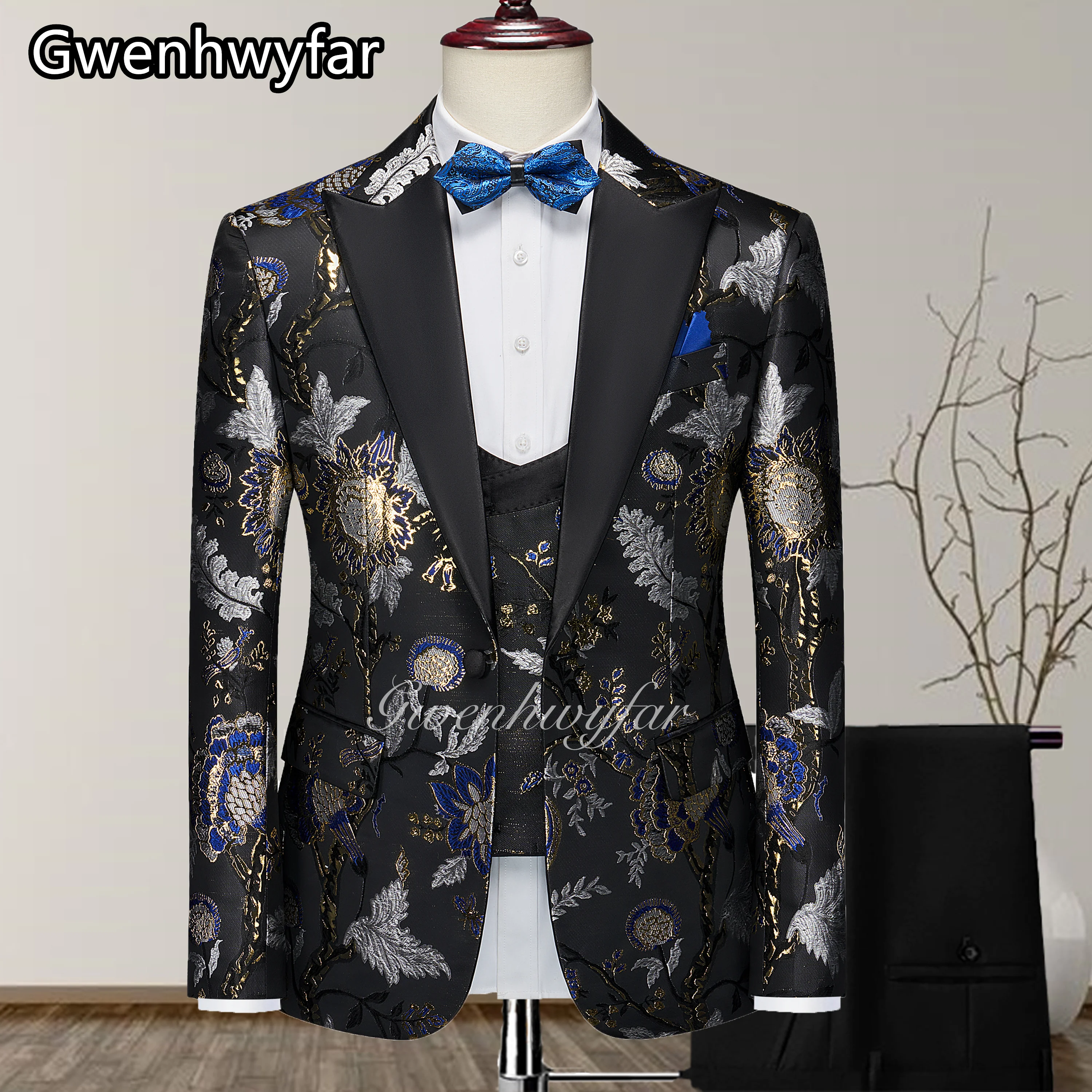 

Gwenhwyfar Black Jacqurd Suits Sets 2025 Good Quality Male Txuedos For Evening Party Peak Lapel Blazer with Gold Silver Patterns
