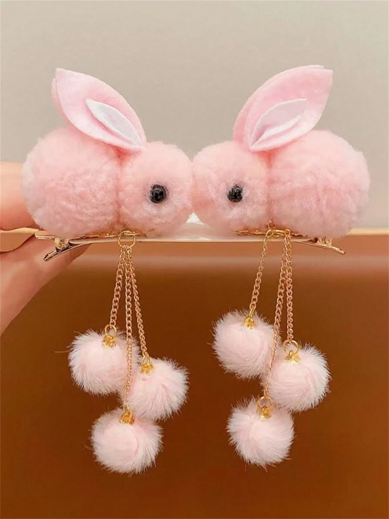 2 Hairpins Ladies pink stereoscopic plush rabbit fringe hairpin antique cute hair accessories