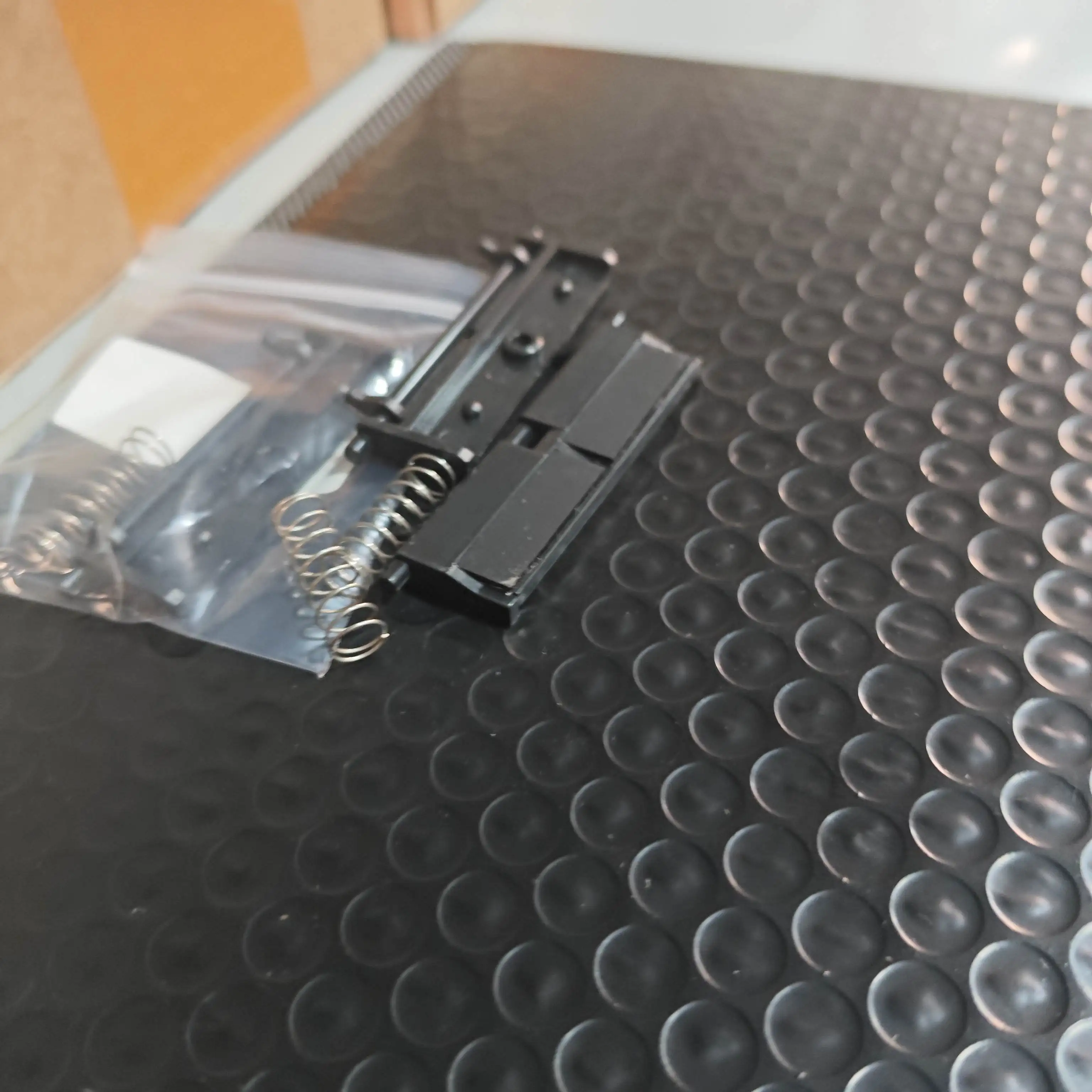 

20pcs RM1-6303-000CN RM1-6397-000CN RM1-7365-000CN Separation Pad for HP P2035 P2035n P2055d P2055dn P2055x M401 M425 M521 M525