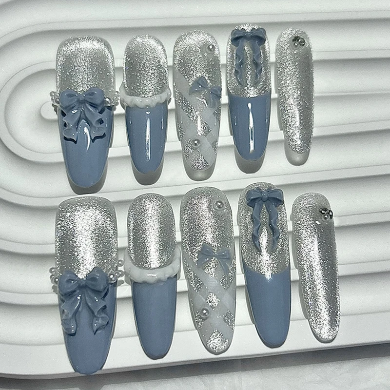 10 ชิ้นหวานแฟนตาซีสดสีเงินละเอียดอ่อนเงางามมือกดเล็บสาวมุกโบว์ฝรั่งเศสเล็บปลอมถอดออกได้นำมาใช้ใหม่