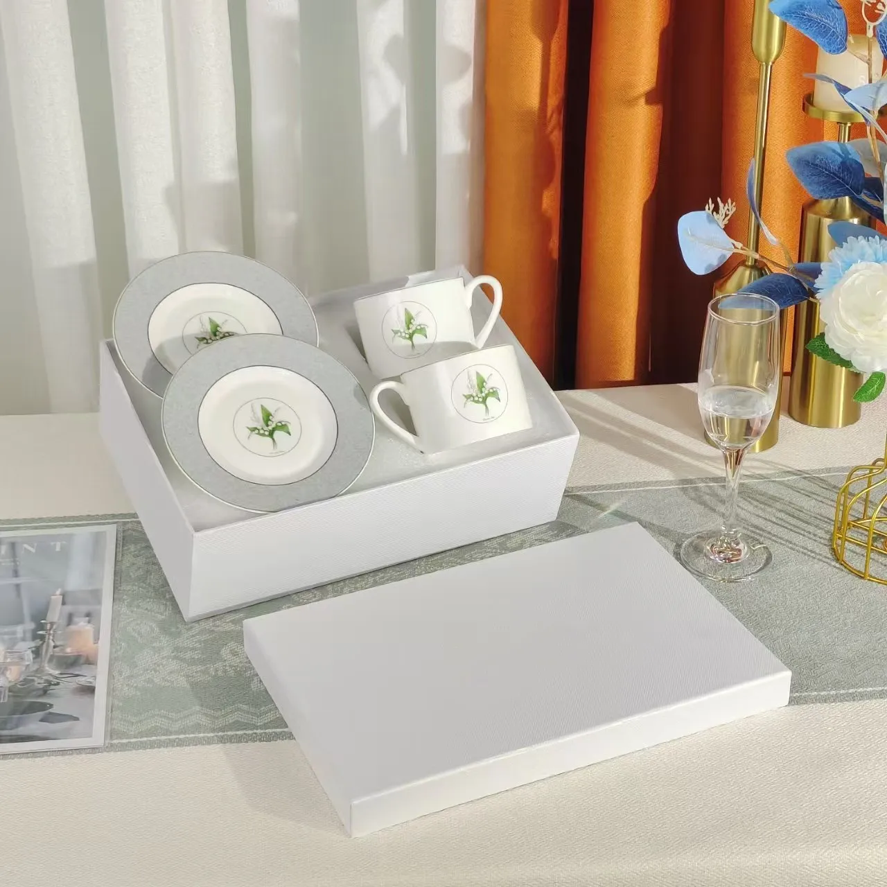 New Linglan European Bone China Coffee Cup Set, High-end Ceramic Gift, High-end and High Aesthetic Cup and Plate