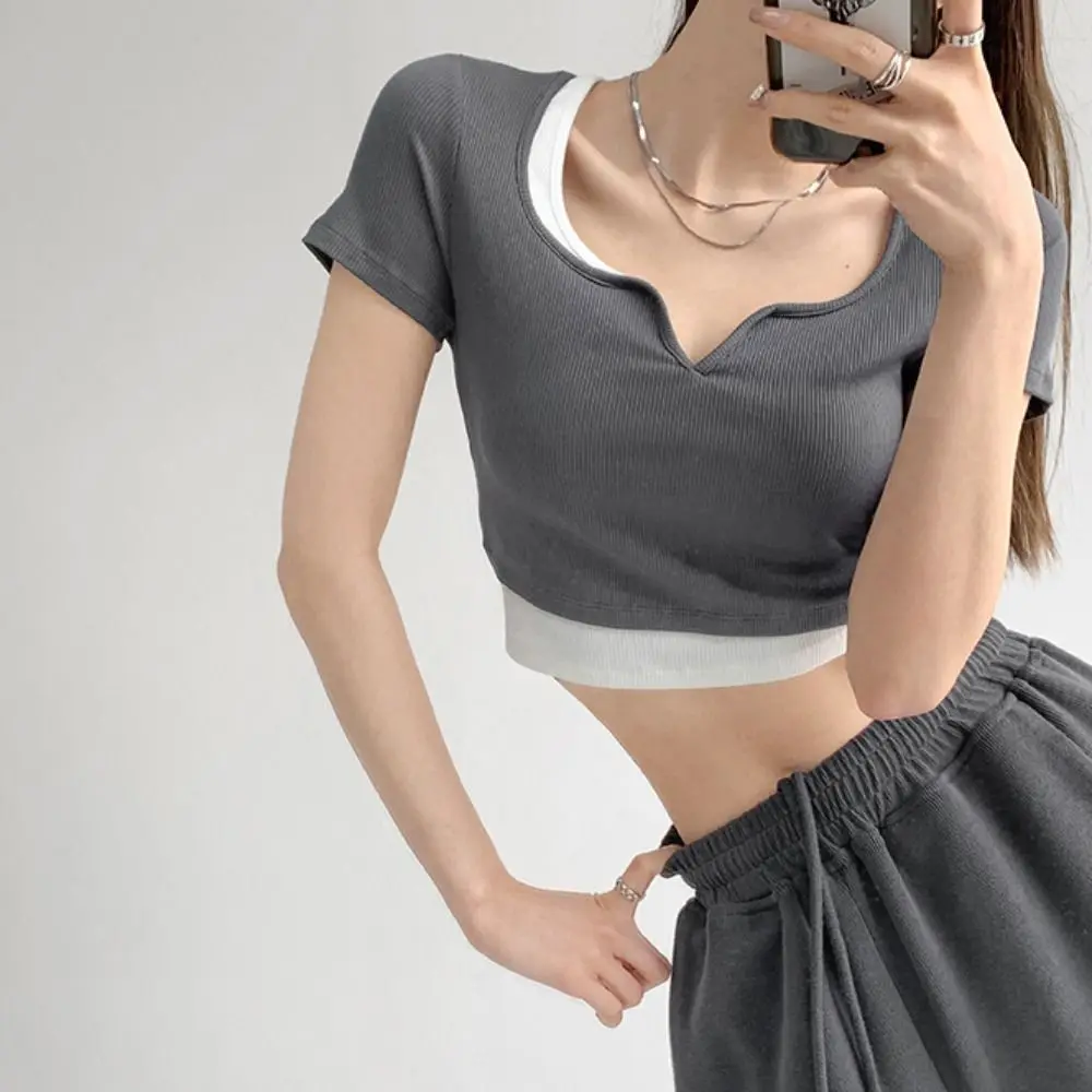 

Cute Y2K Fake Two Pieces Top V-neck Patchwork Slim Crop Top Women Bottoming Shirt Chic Short Sleeve T-shirts Girls